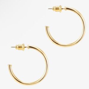 Pavoi Nickel Free Gold Hoop Earrings New in Box